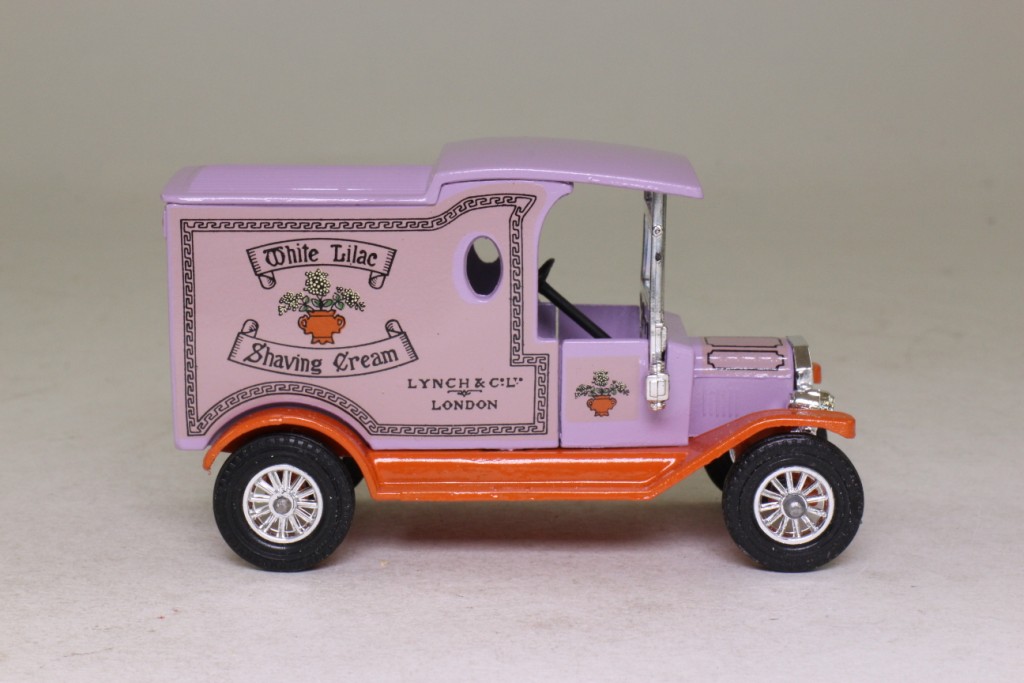 White Lilac Shaving Cream (Creaks of Camberley - AC65)